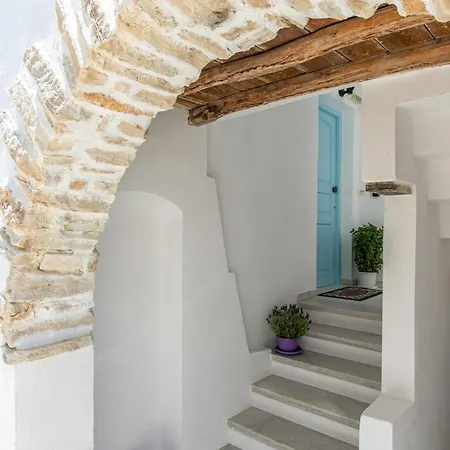 Blue Diamond Retreat Naxos City