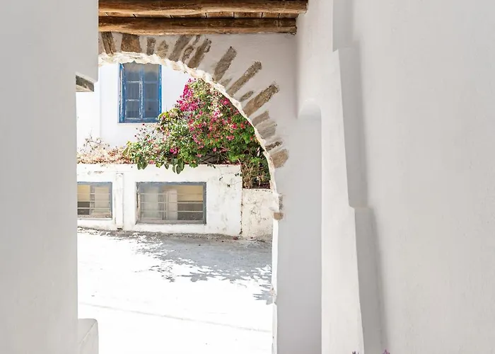 Blue Diamond Retreat * Naxos City